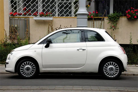 fiat 500 weißer Fiat 500 – Beispiel für Gebrauchtwagenankauf Monzingen